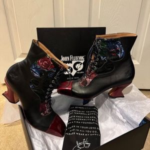John Fluevog, Size 7.5, Floral
